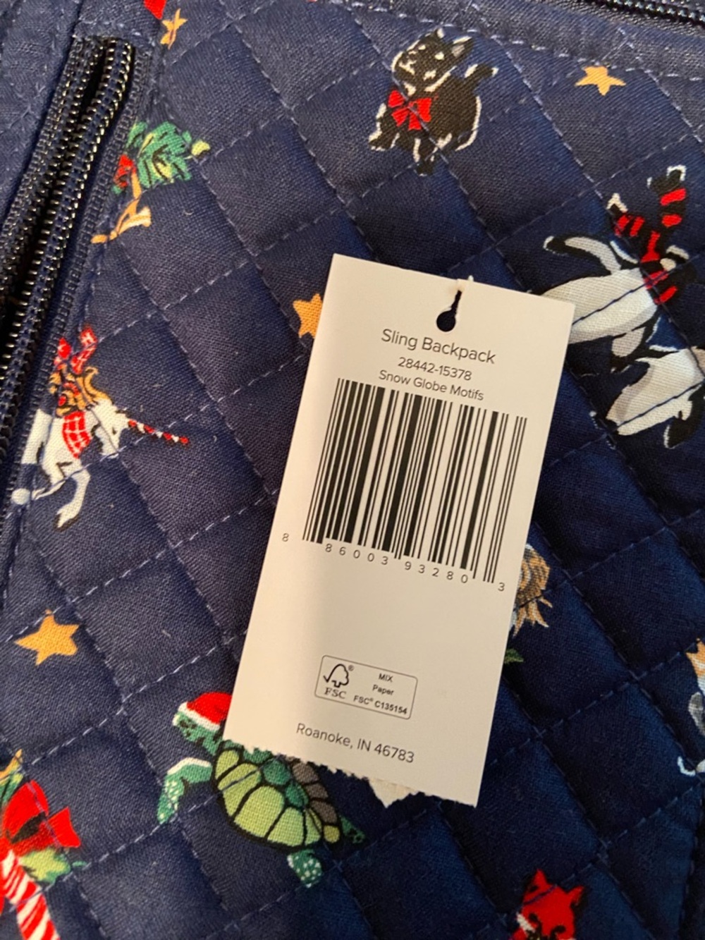 Vera Bradley Christmas Quilted Sling backpack - Picture 4 of 5